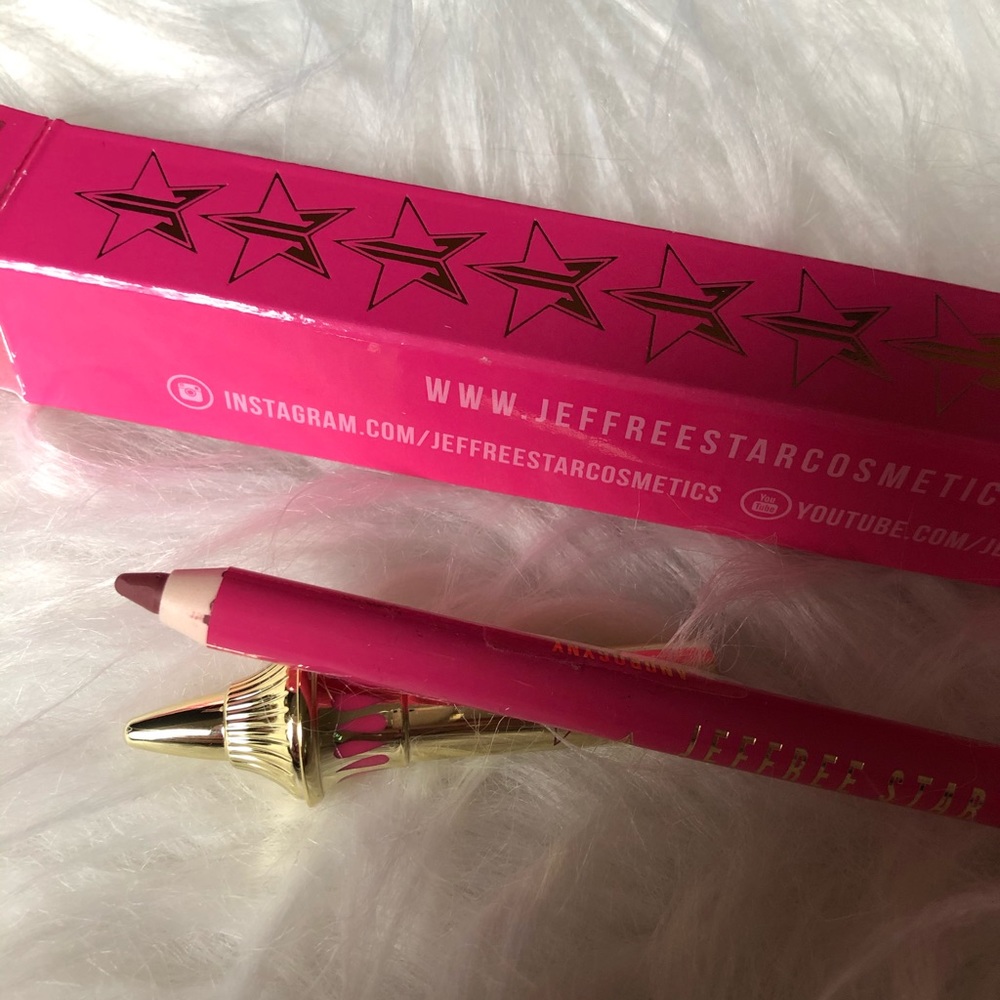 Jeffree Star Lip Pencil in Androgyny